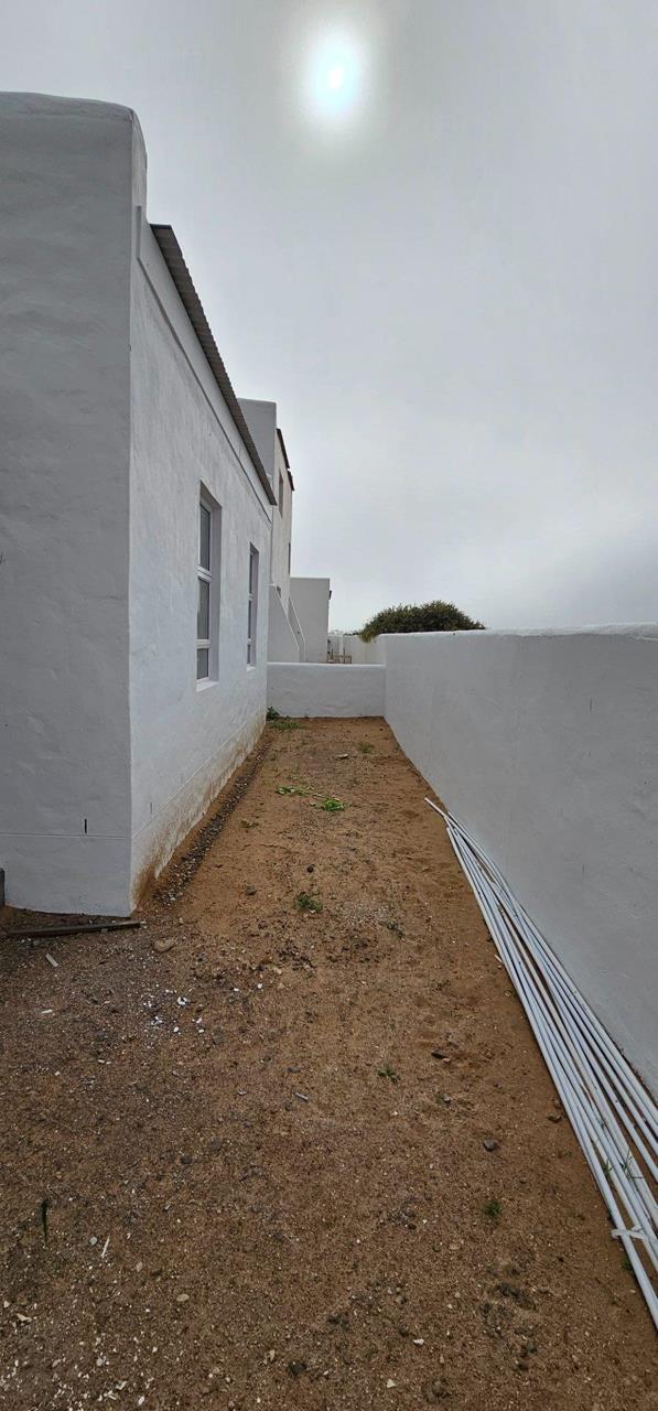 2 Bedroom Property for Sale in Lampiesbaai Western Cape